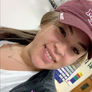 Meet your Posher, Amber